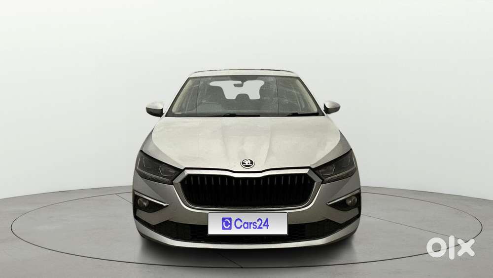 Skoda Slavia Style 1.0l Tsi Mt, 2022, Petrol