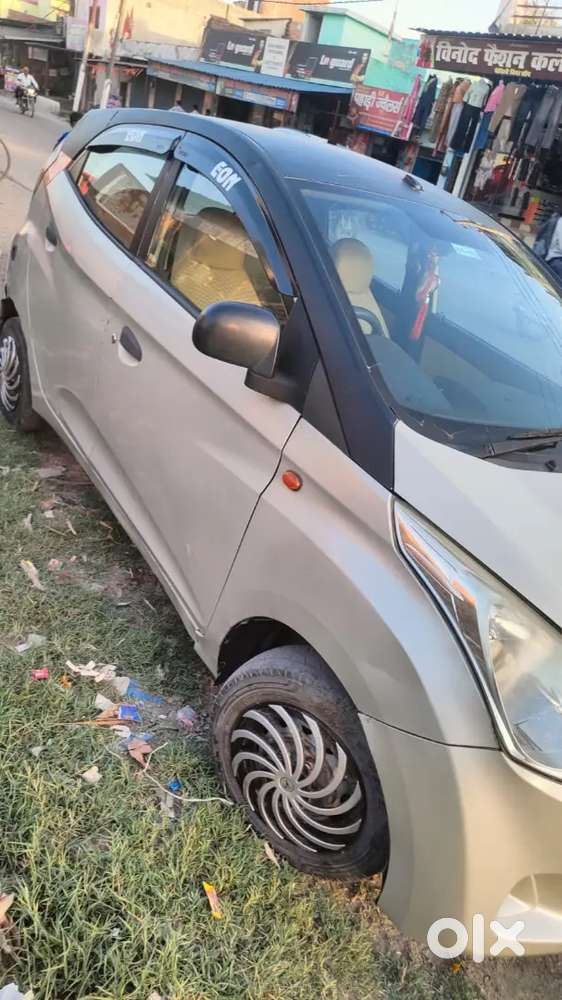 Hyundai Eon 2012 Lpg Well Maintained