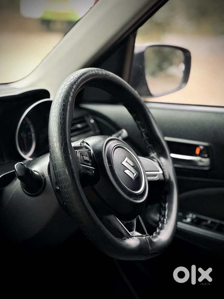 Maruti Suzuki Swift Vvt Vxi, 2021, Petrol