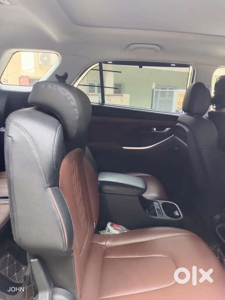 Hyundai Alcazar Signature, 2021, Petrol