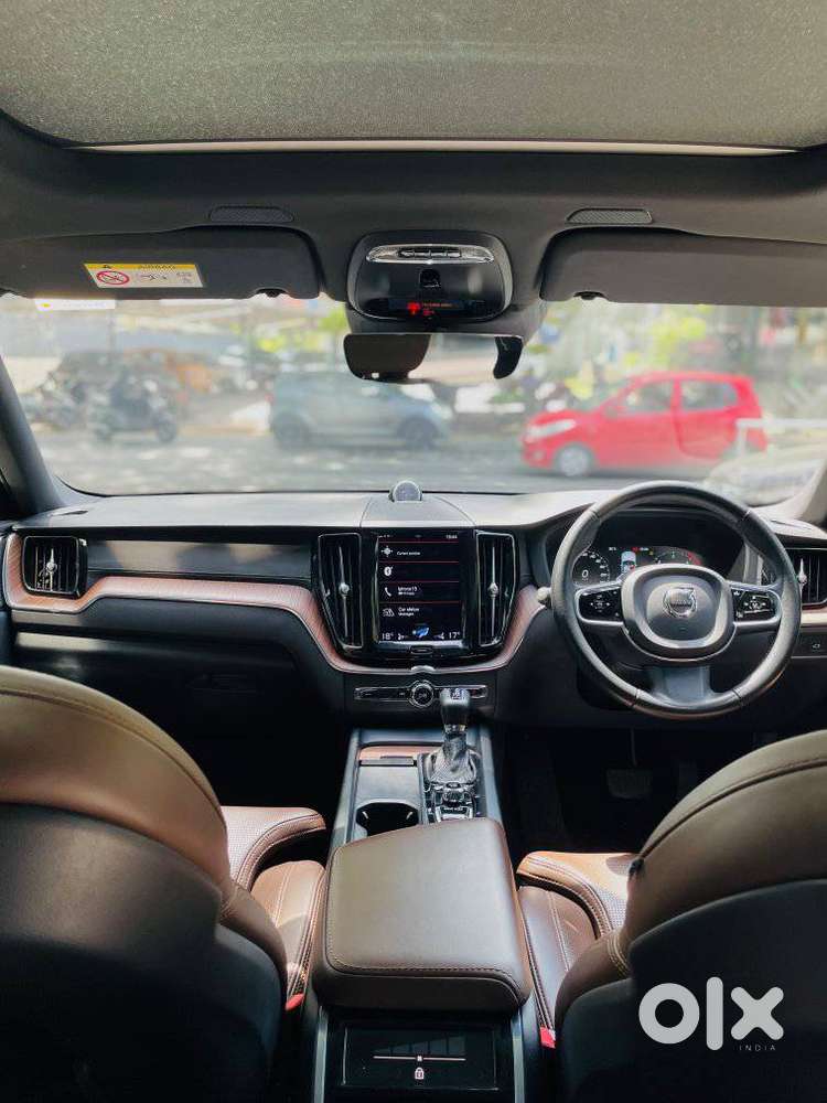 Volvo Xc60 D5 Awd Automatic, 2021