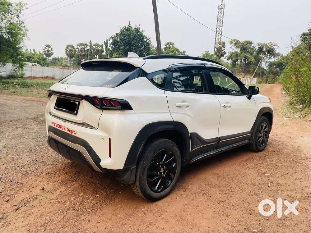 Maruti Suzuki Fronx Delta Plus 1.2 Ags, 2023, Petrol