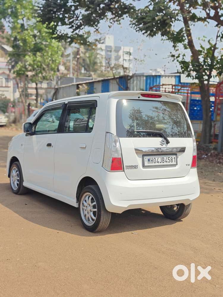 Maruti Suzuki Wagon R Stingray 1.0 Vxi Plus Amt, 2017, Petrol
