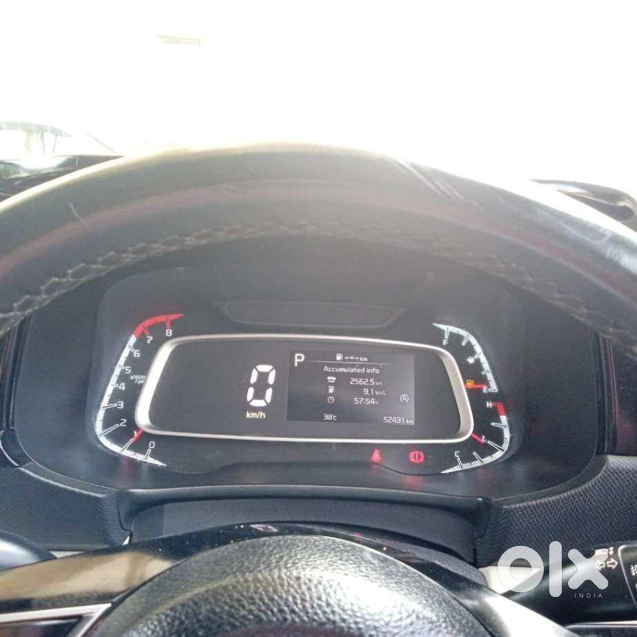 Kia Sonet Htx D, 2023, Petrol