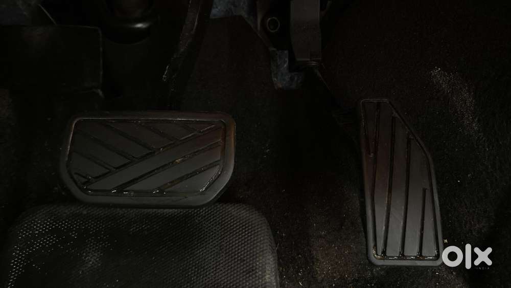 Maruti Suzuki Fronx Alpha 1.0l Turbo 6 At, 2023, Petrol