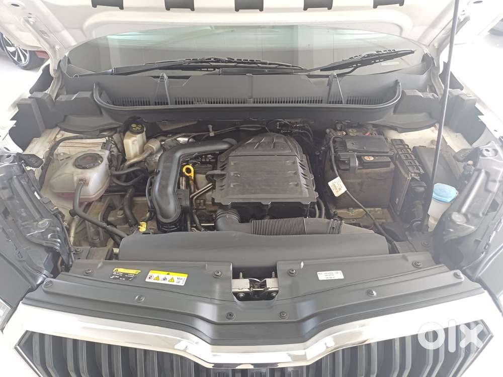 Skoda Kushaq 1.0 Tsi Style At, 2023, Petrol