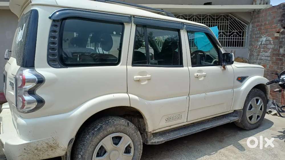 Mahindra Scorpio S6+ 2016 Model Well Menten Me Gadi Hai Ek Rupiya Khar