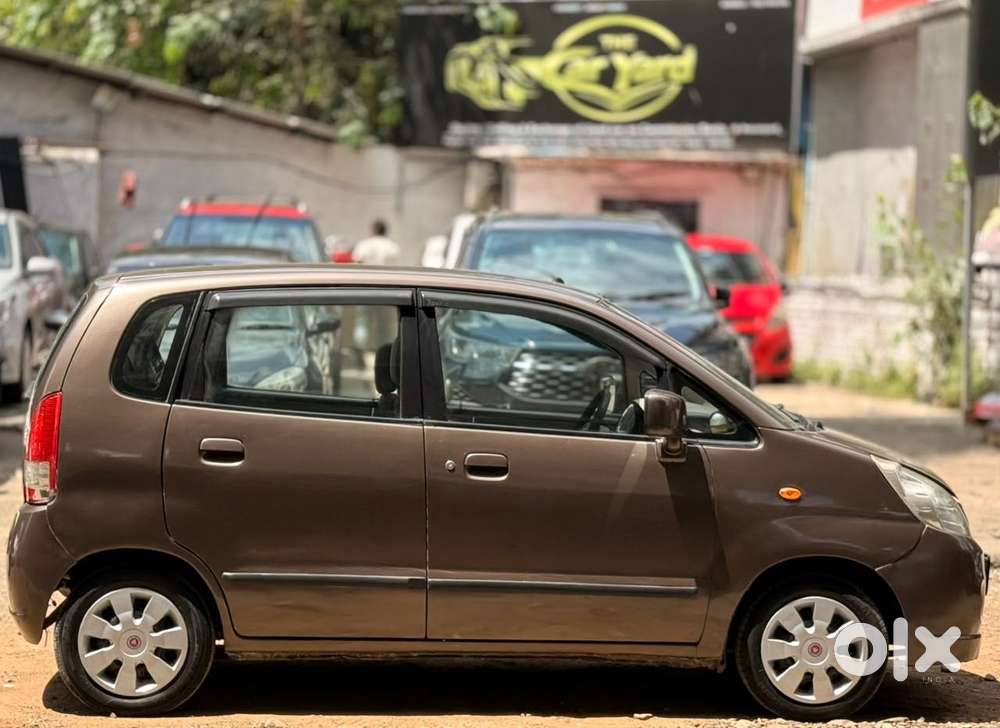 Maruti Suzuki Zen Estilo Vxi Bsiv, 2010, Cng & Hybrids