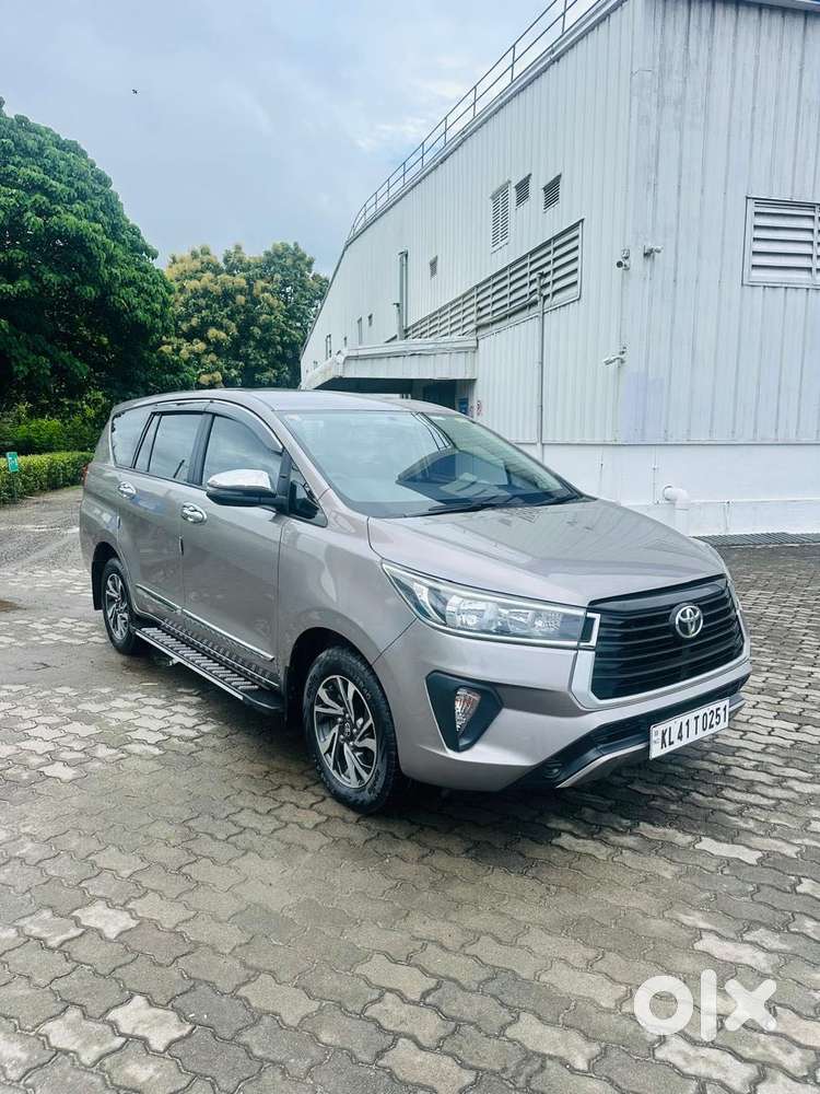 Toyota Innova Crysta 2.4 Gx Limited Edition 7 Str, 2022, Diesel