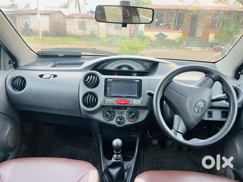 Toyota Etios Liva 2012 Diesel Well Maintained
