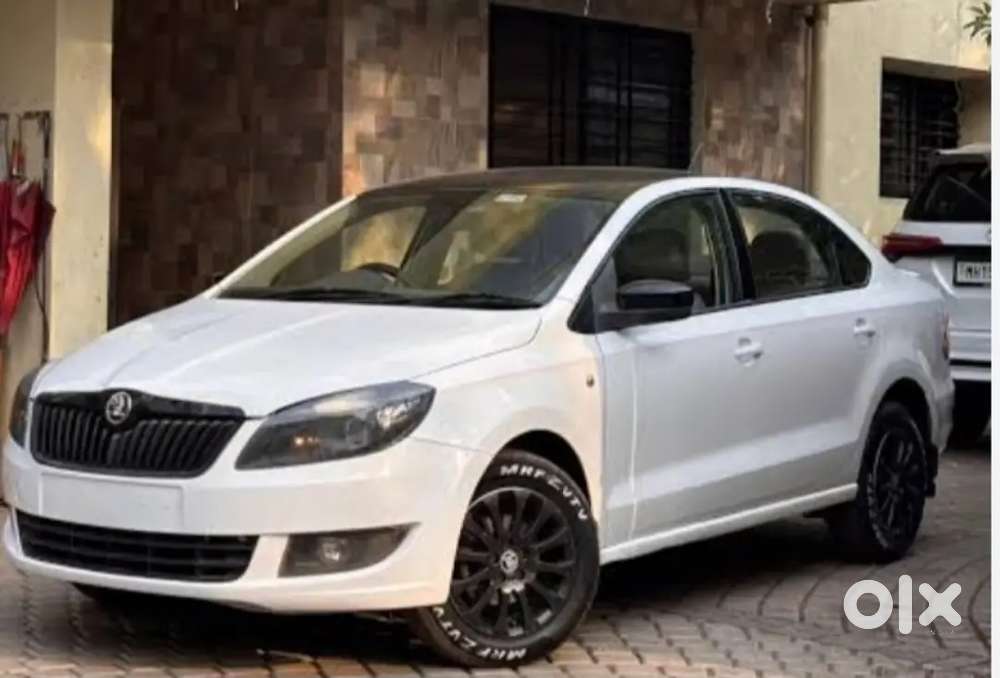 Skoda Rapid 2011 Petrol 80000 Km Driven