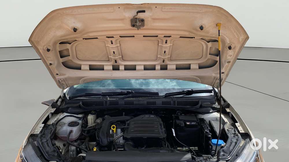Volkswagen Virtus 1.0 Topline Tsi At, 2024, Petrol