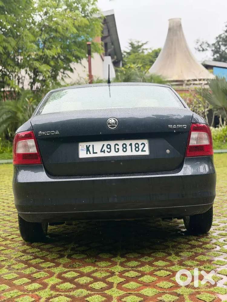 Skoda Rapid 1.5 Style Tdi  Diesel At Low Km Run