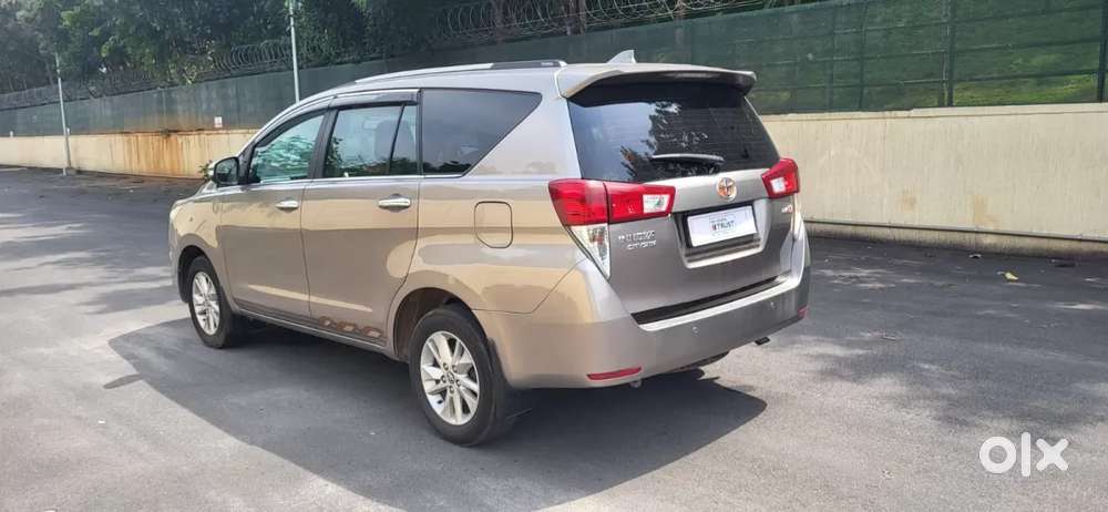 Toyota Innova Crysta 2.4 V 7 Str, 2017, Diesel
