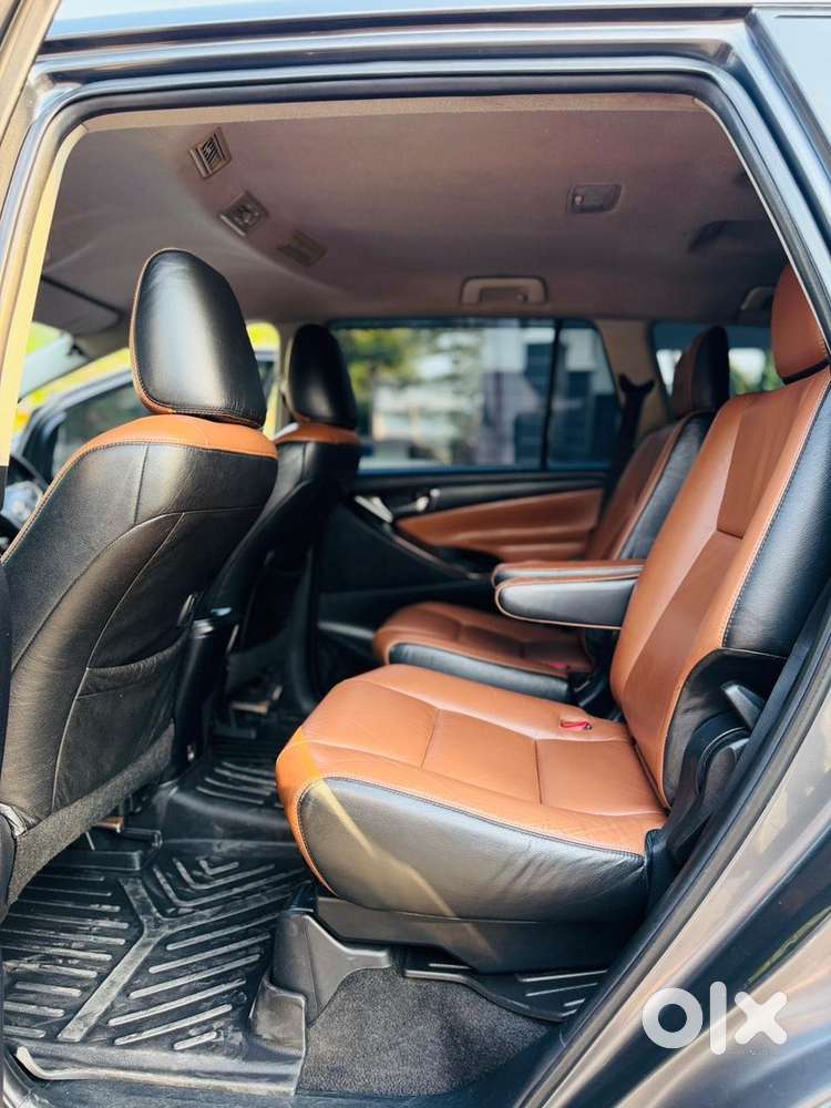 Toyota Innova Crysta 2018