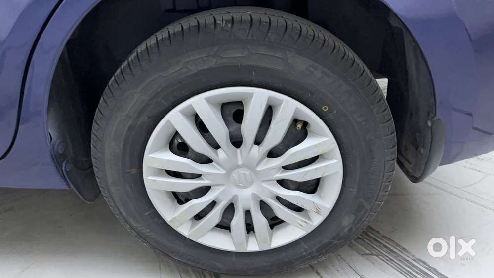 Maruti Suzuki Dzire 1.2 Vxi Amt, 2017, Petrol