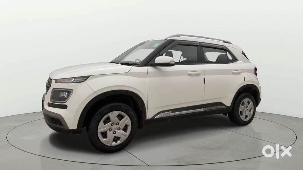 Hyundai Venue 1.2 S Plus, 2022, Petrol
