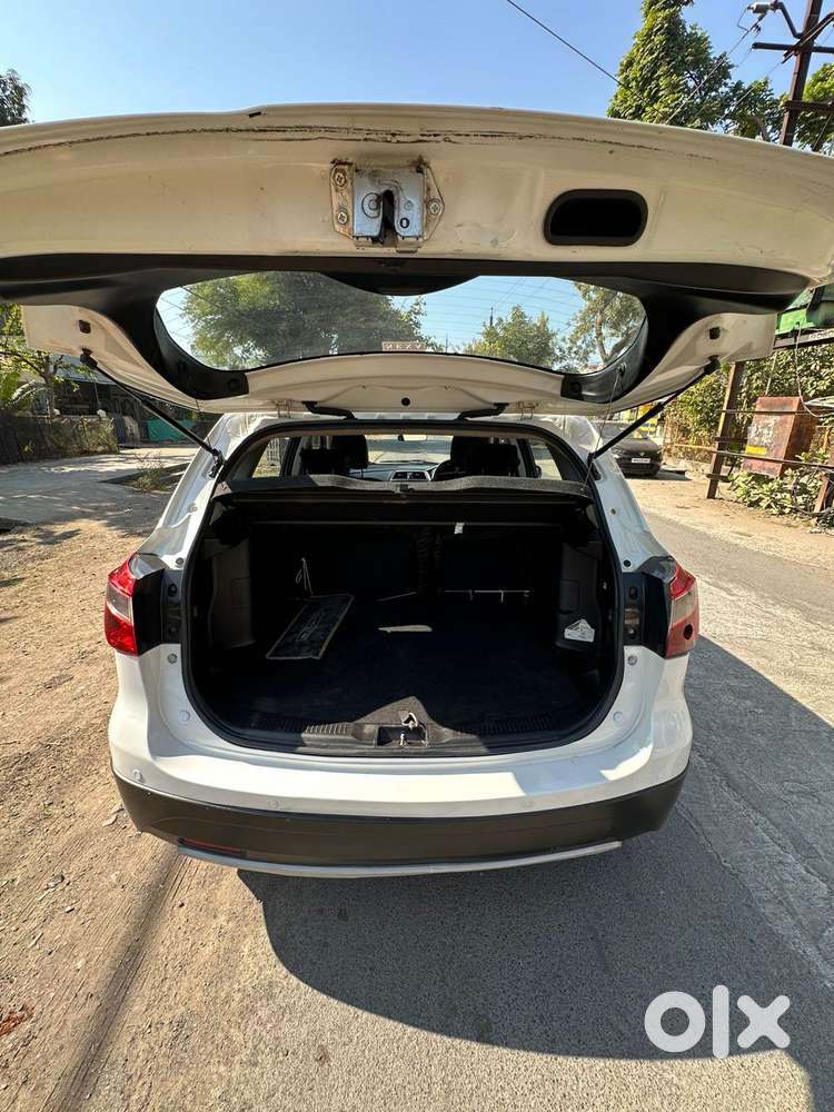 Maruti Suzuki S-cross Zeta 1.6, 2015, Diesel