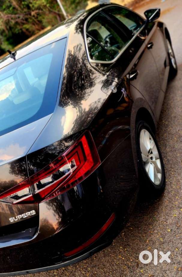 Skoda Superb L&k 1.8 Tsi At, 2017, Petrol