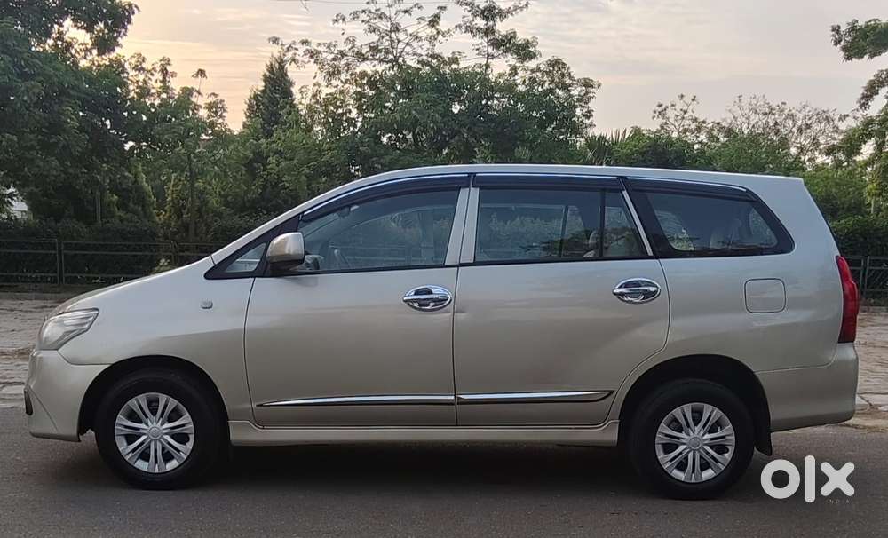 Toyota Innova 2.5 Gx 7 Seater Bs Iv, 2014, Diesel