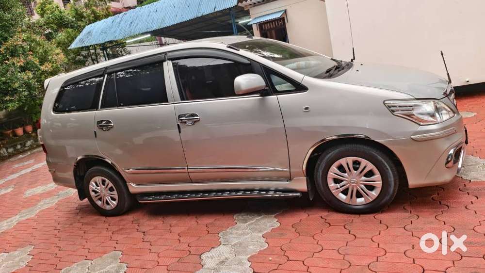 Toyota Innova 2.5 Gx 7 Str Bs-iii, 2016, Diesel