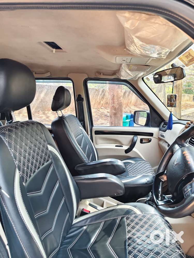 Mahindra Scorpio Classic 2.2 S 11 Mt 7 Str, 2023, Diesel