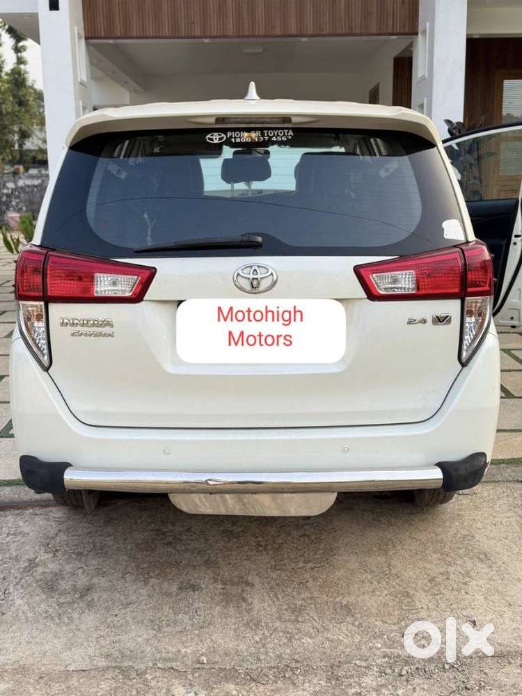 Toyota Innova Crysta 2.7 V, 2018, Diesel
