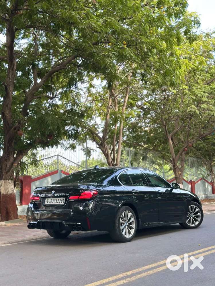 Bmw 520d Black Colour Convert New Shape Showroom Condition Car