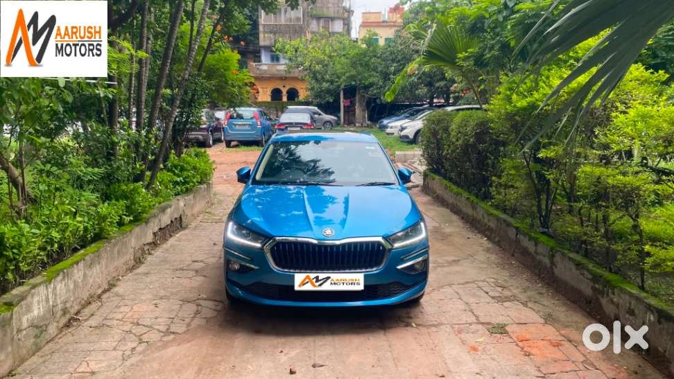 Skoda Slavia Style 1.0l Tsi Mt, 2023, Petrol
