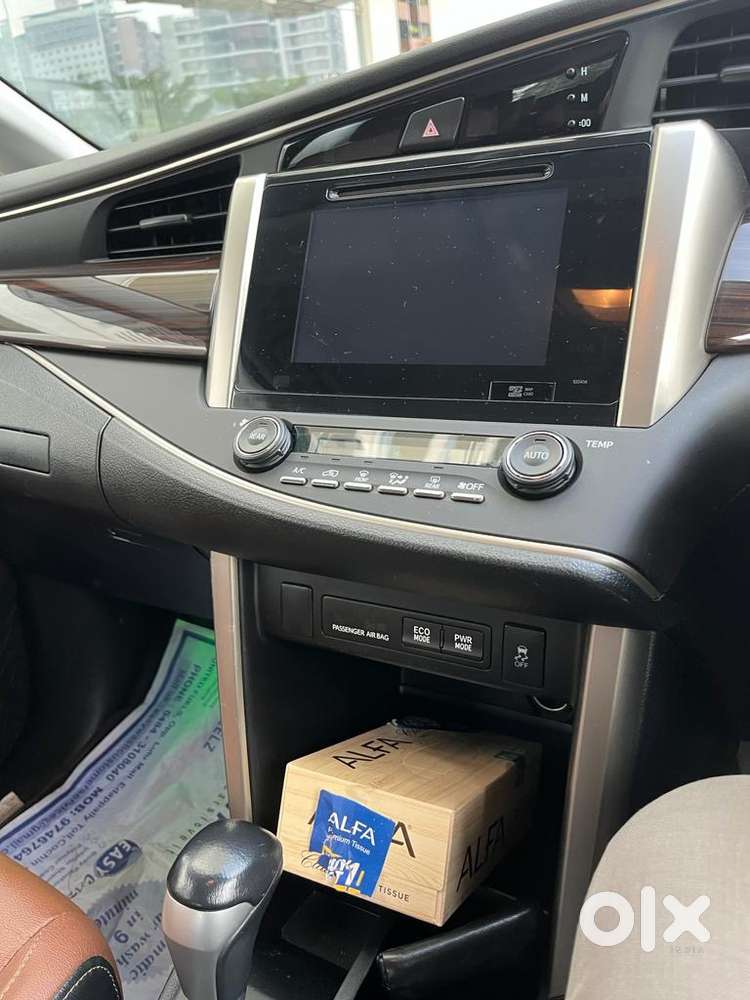 Toyota Innova Crysta 2017 Year Car