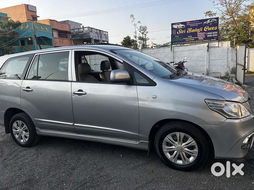 Toyota Innova 2.5 G (diesel) 8 Seater, 2015, Diesel