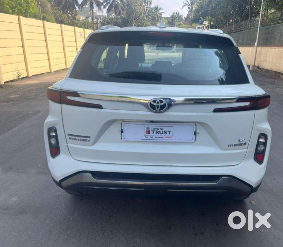Toyota Urban Cruiser Hyryder 1.5 V Hybrid, 2023, Petrol