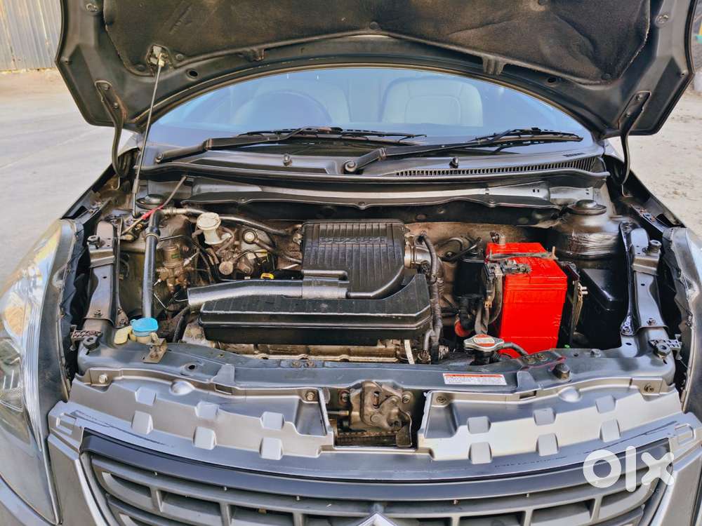 Maruti Suzuki Swift Dzire 1.2 Vxi Bsiv, 2014, Petrol