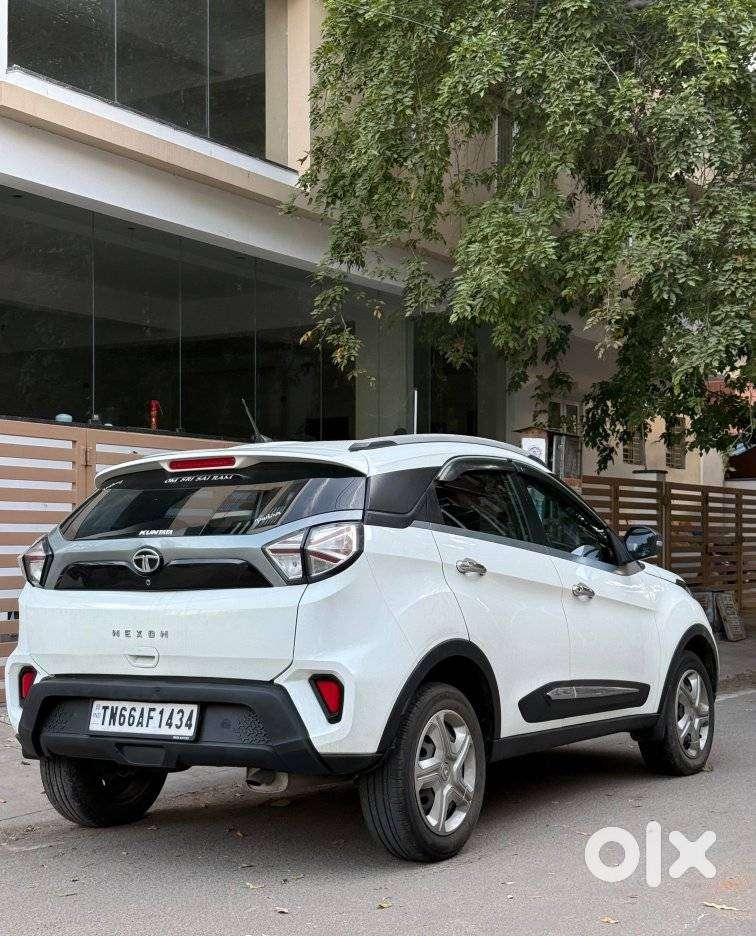 Tata Nexon 1.2 Revotron Xm (s), 2020, Petrol