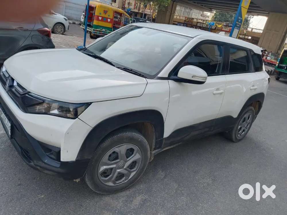 Maruti Brezza 1.5 Lxi 2024