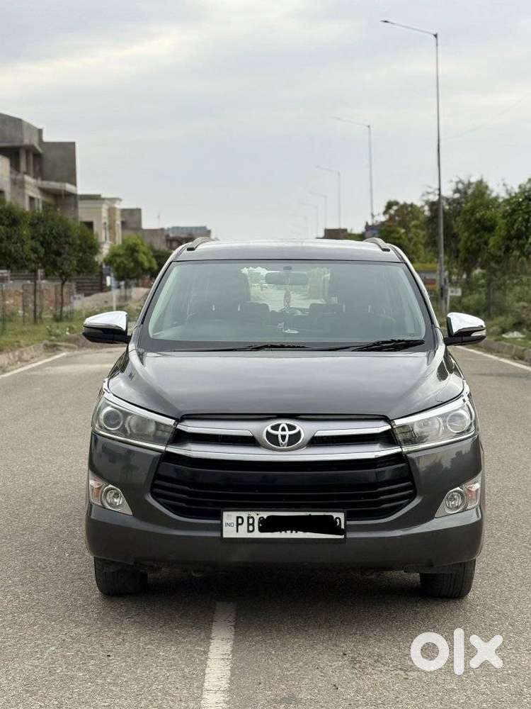 Toyota Innova Crysta Zx 2.4 Diesel 7 Seater, 2017, Diesel