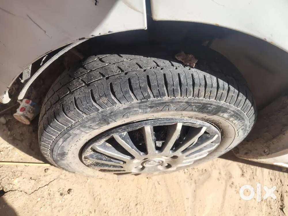 Lpg Working Full Working All Condition Press Tyre 50%