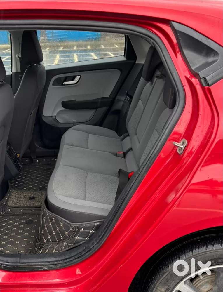 Tata Altroz Xz, 2020, Petrol