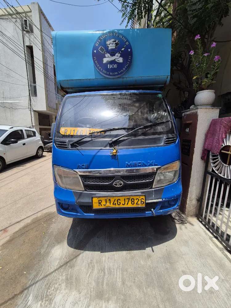 Food Truck with Equipment
