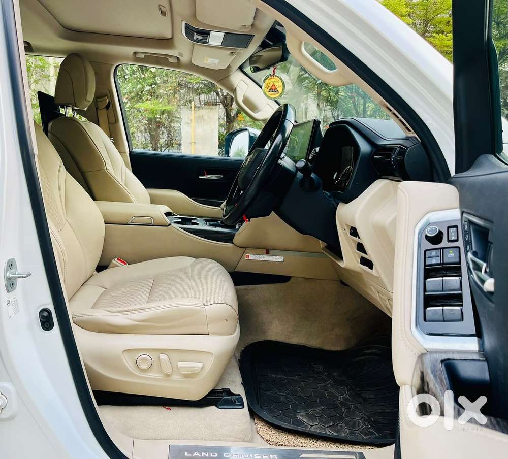 Toyota Land Cruiser 3.3 Zx Diesel, 2023, Diesel