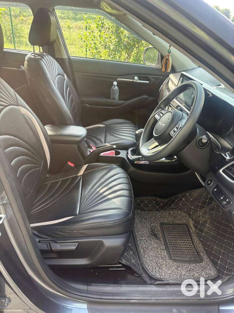 Kia Seltos 2023 Petrol 19500 Km Driven