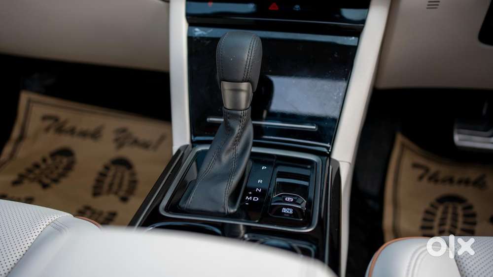 Mahindra Xuv 7xo Ax, 2026, Petrol