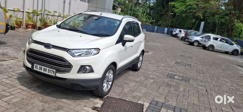Ford Escort, 2015, Petrol