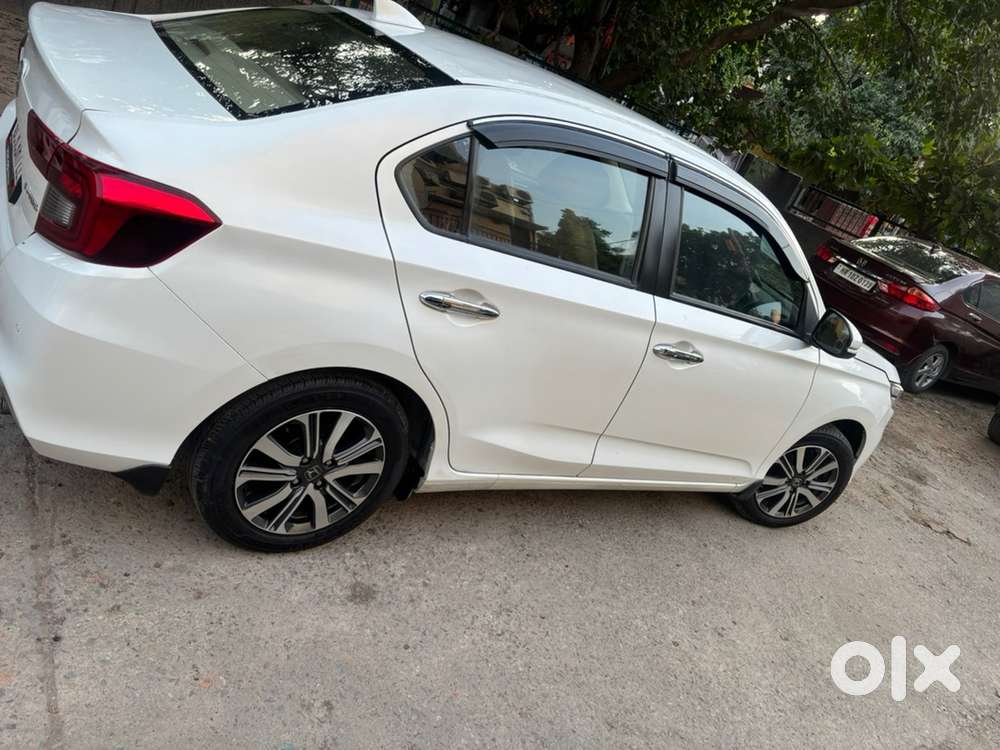 Honda Amaze 2nd Gen 2024 Cng & Hybrids Well Maintained