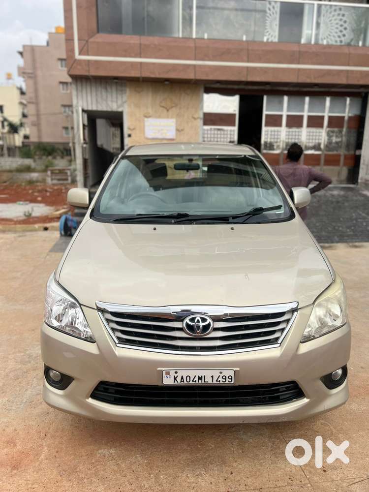 Toyota Innova 2.5 G (diesel) 7 Seater Bs Iv, 2012, Diesel