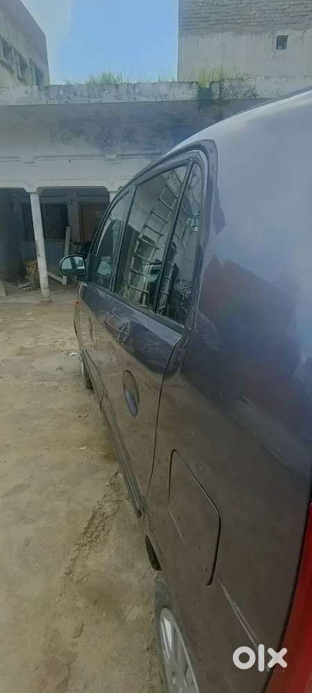 Hyundai Santro Xing Gl Plus 2011 Urgent Sell