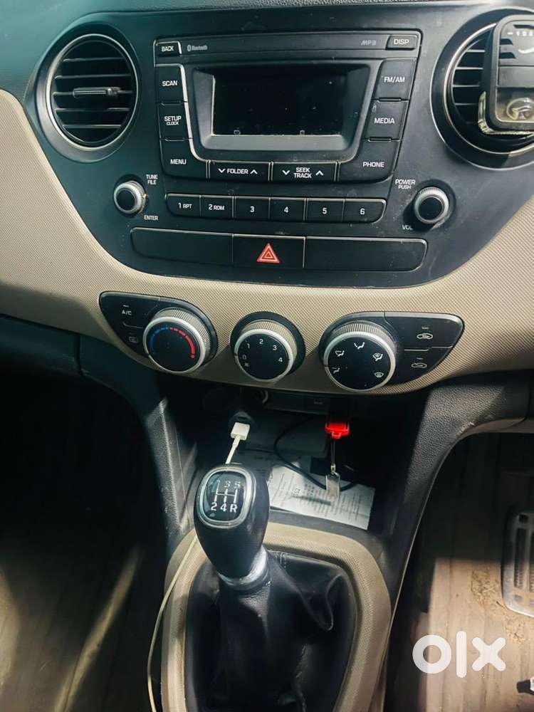 Hyundai Grand I10 2016 Petrol Well Maintained