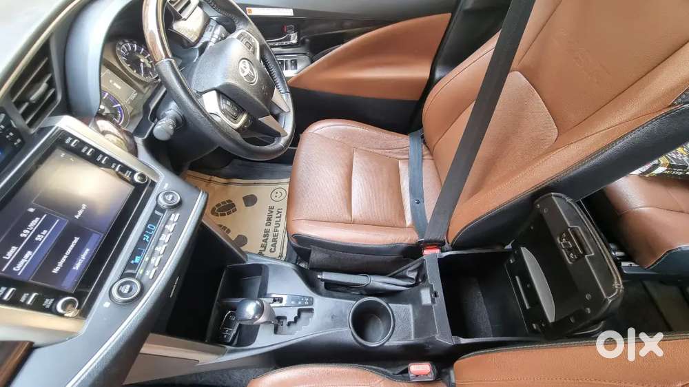 Toyota Innova Crysta 2022 Diesel Well Maintained