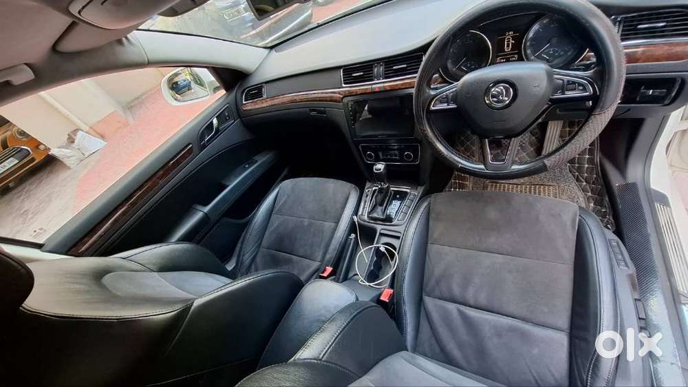 Excellent Condition Luxury Car
