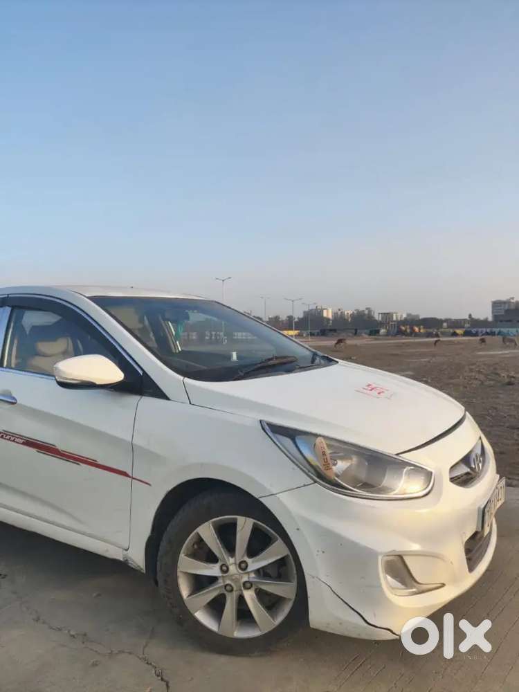 Hyundai Verna 2012 Diesel 150000 Km Driven
